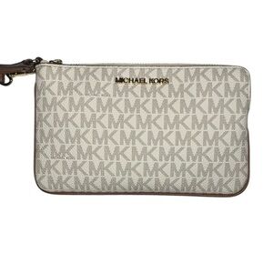 New Michael Kors Jet Set Travel Signature Logo Vanilla Large Wristlet